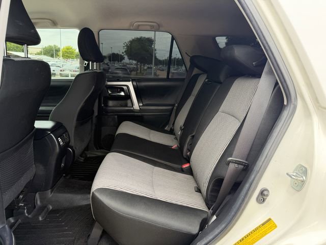 Certified 2022 Toyota 4Runner SR5 AWD/4WD image 27