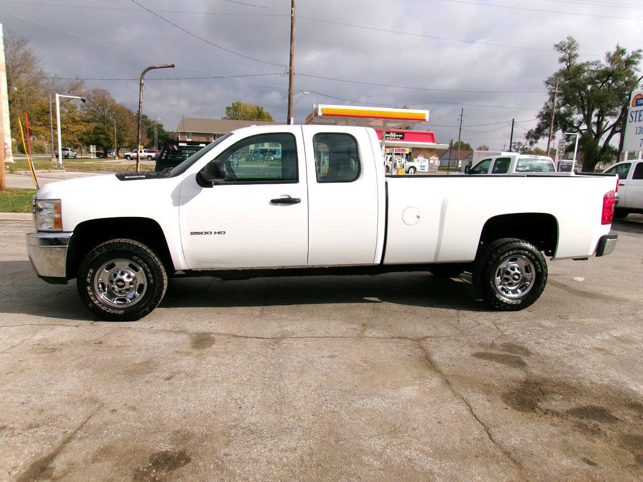 Used 2012 Chevrolet Silverado 2500 W/T w/ Snow Plow Prep Package image 1