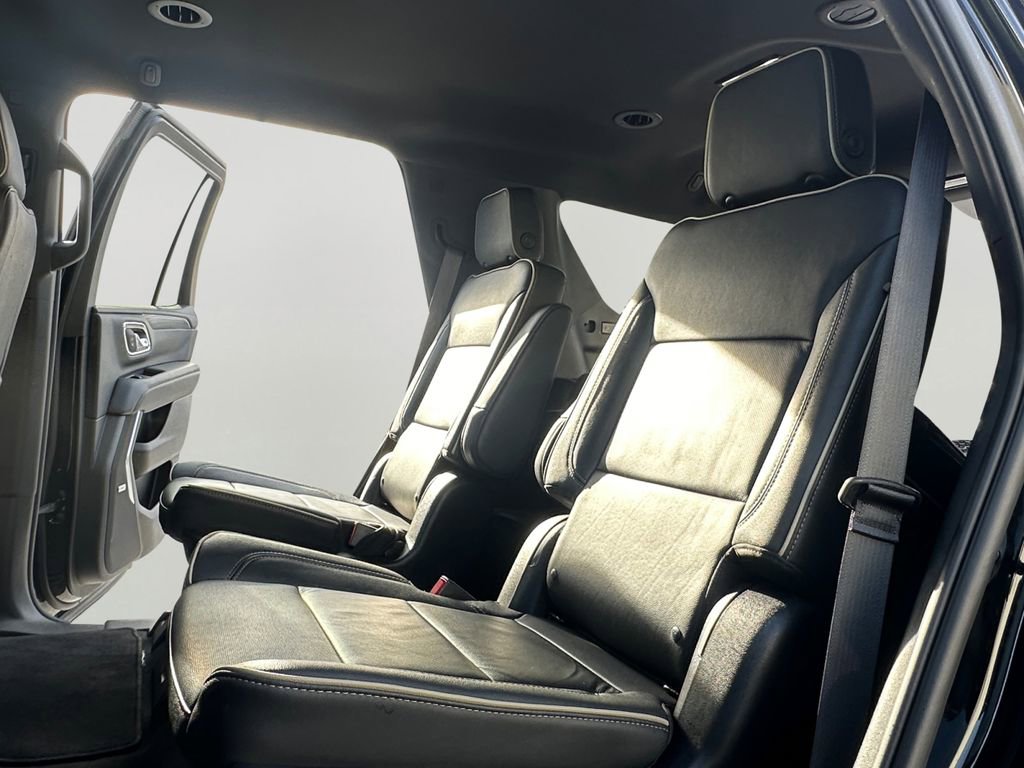 Used 2024 GMC Yukon SLT image 24