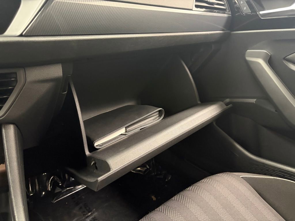 Used 2019 Volkswagen Jetta GLI image 25