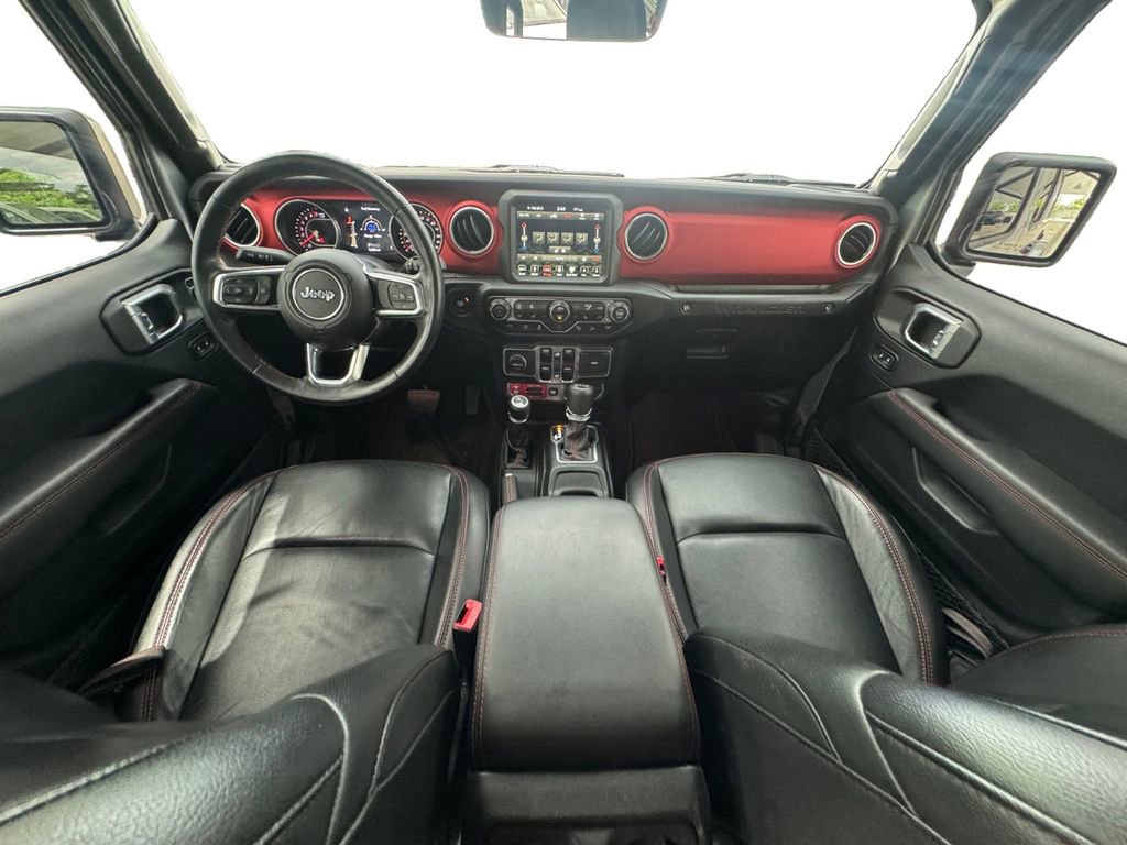 Used 2018 Jeep Wrangler Unlimited Rubicon w/ Dual Top Group AWD/4WD image 11