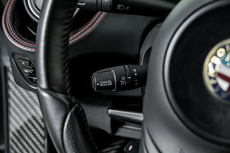Used 2015 Alfa Romeo 4C Coupe w/ Leather Interior Group RWD image 28