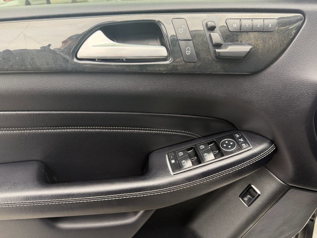 Used 2015 Mercedes-Benz ML 350 4MATIC image 30
