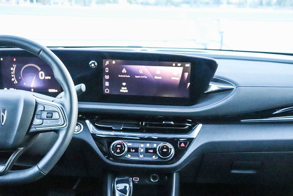 Used 2025 Buick Envista Sport Touring w/ Convenience I Package FWD image 15