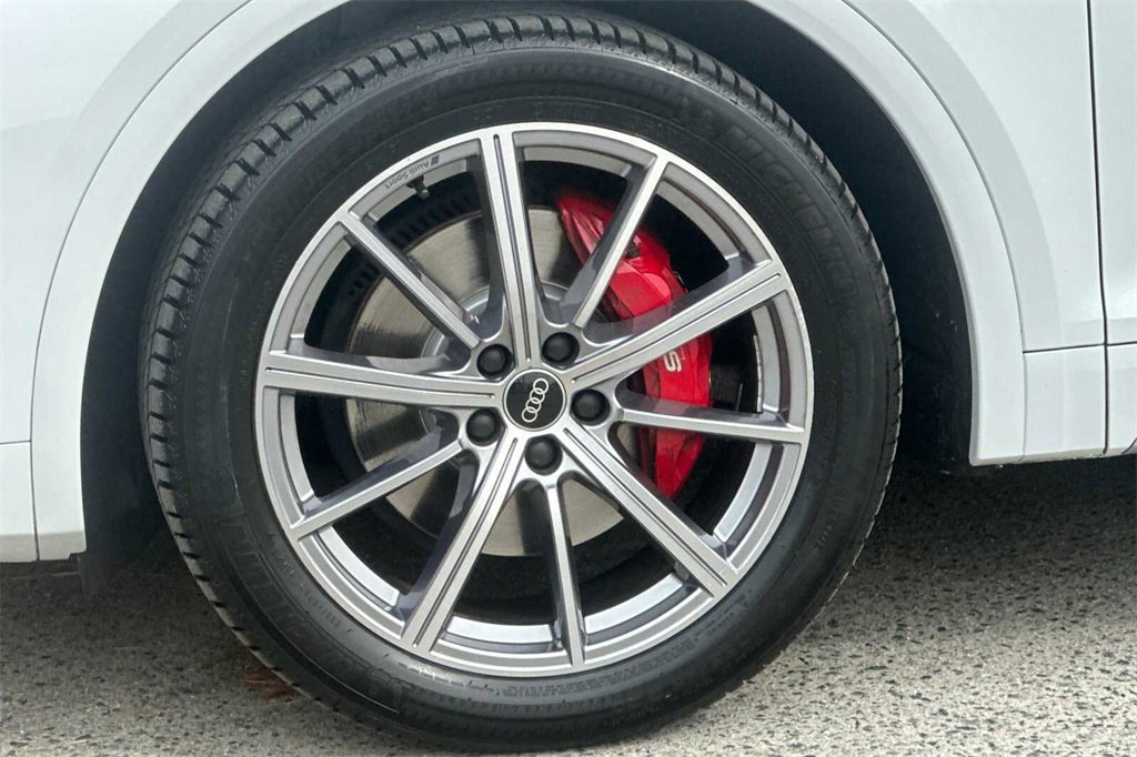 Used 2023 Audi SQ5 Premium Plus w/ Premium Plus Package image 38