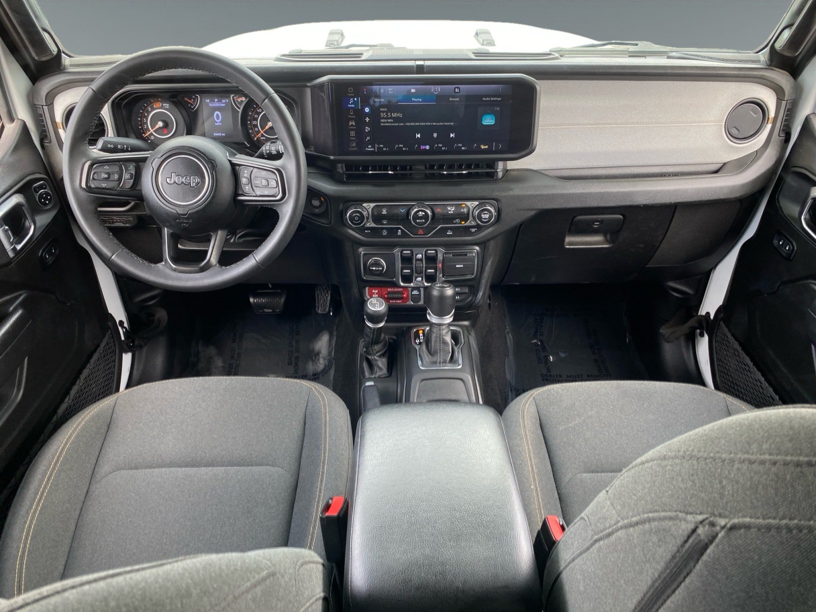 Used 2025 Jeep Wrangler Unlimited Sport AWD/4WD image 10