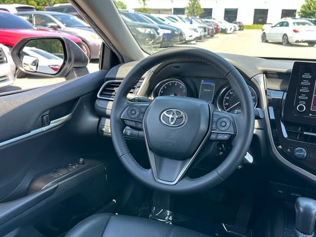 Used 2022 Toyota Camry SE FWD image 15