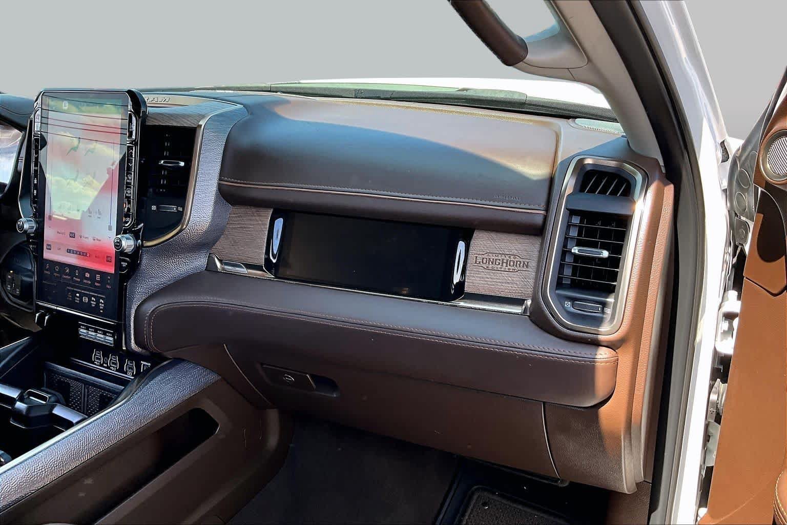 Used 2025 RAM 3500 Longhorn AWD/4WD image 19