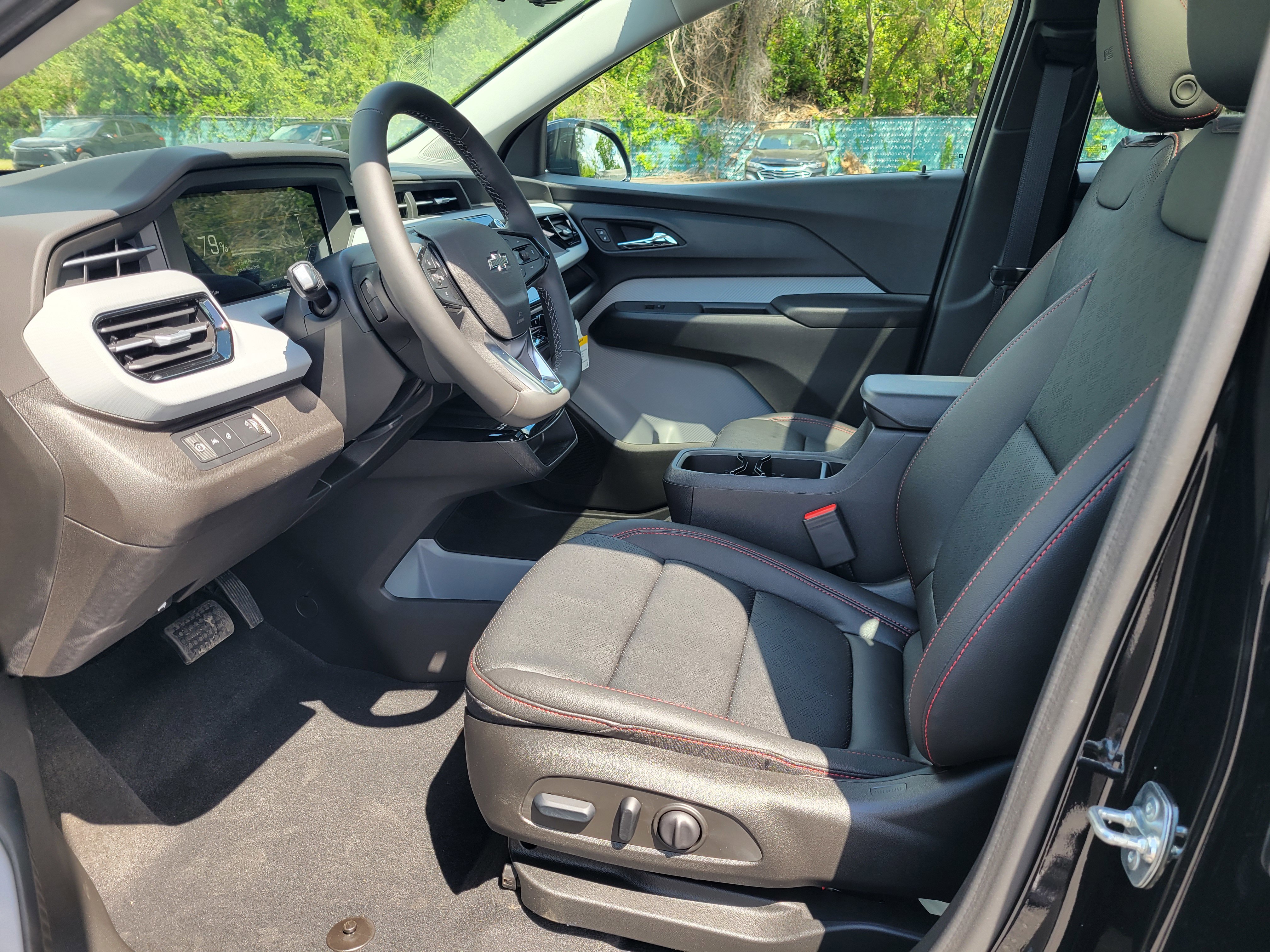 New 2027 Chevrolet Bolt RS w/ Technology Package image 29