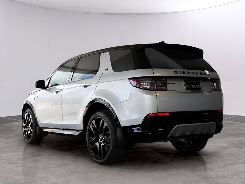 Used 2025 Land Rover Discovery Sport Dynamic SE AWD/4WD image 5