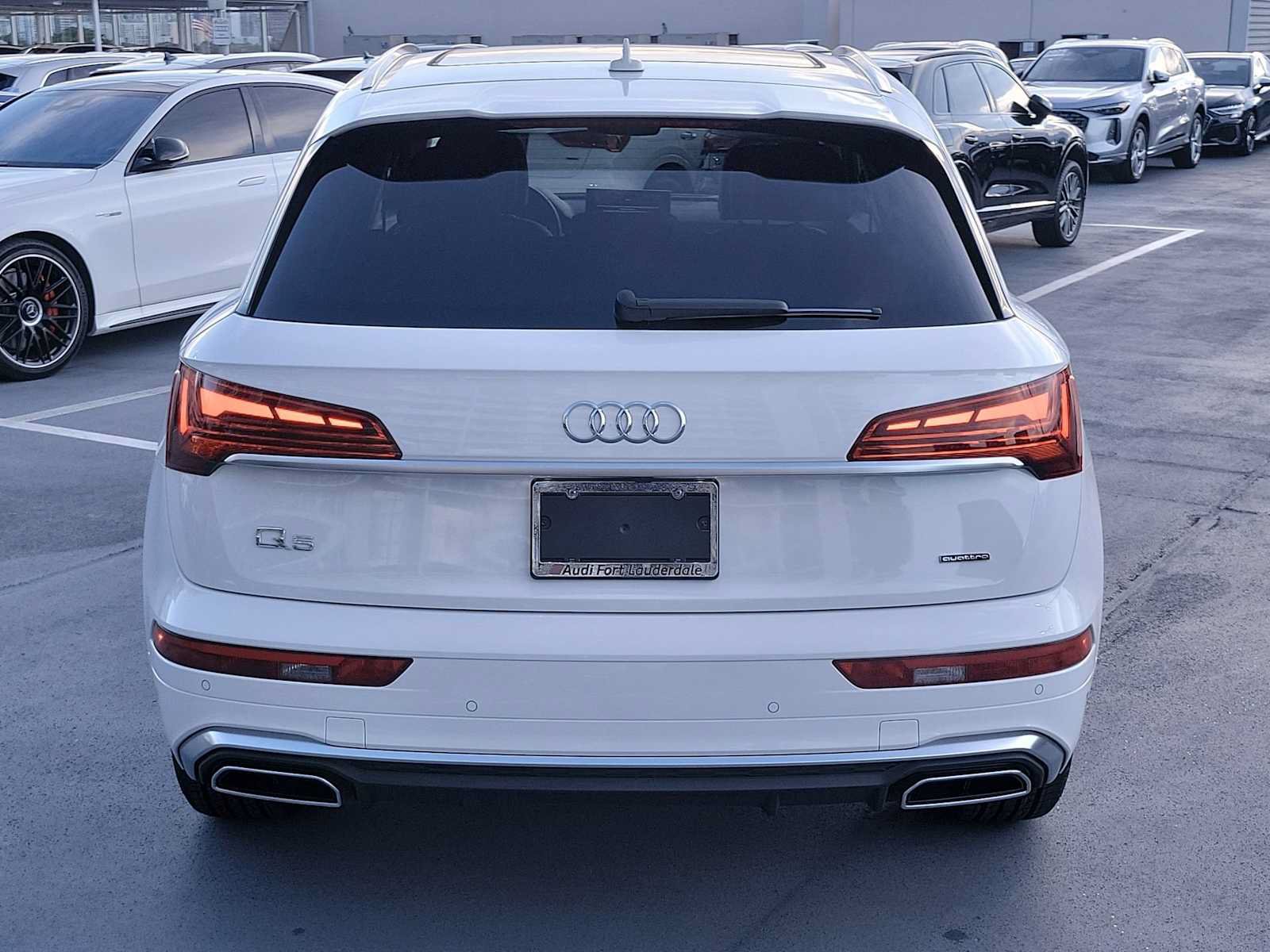 Certified 2023 Audi Q5 2.0T Premium w/ Convenience Package AWD/4WD image 5