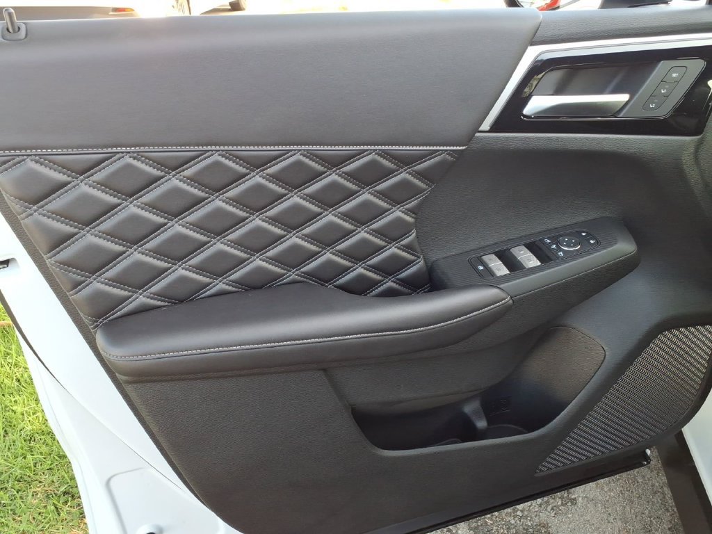 New 2026 Nissan Rogue Platinum AWD/4WD image 14