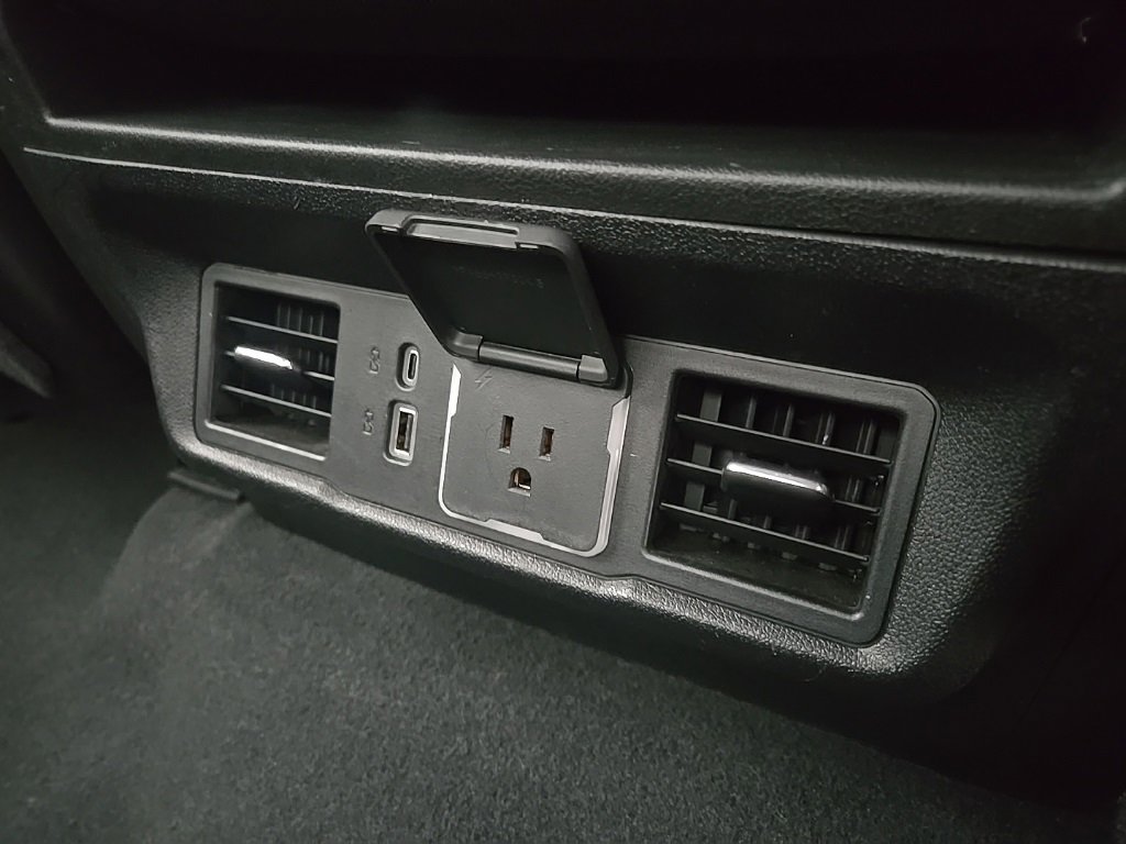 Used 2024 Chevrolet Silverado 2500 LT image 88