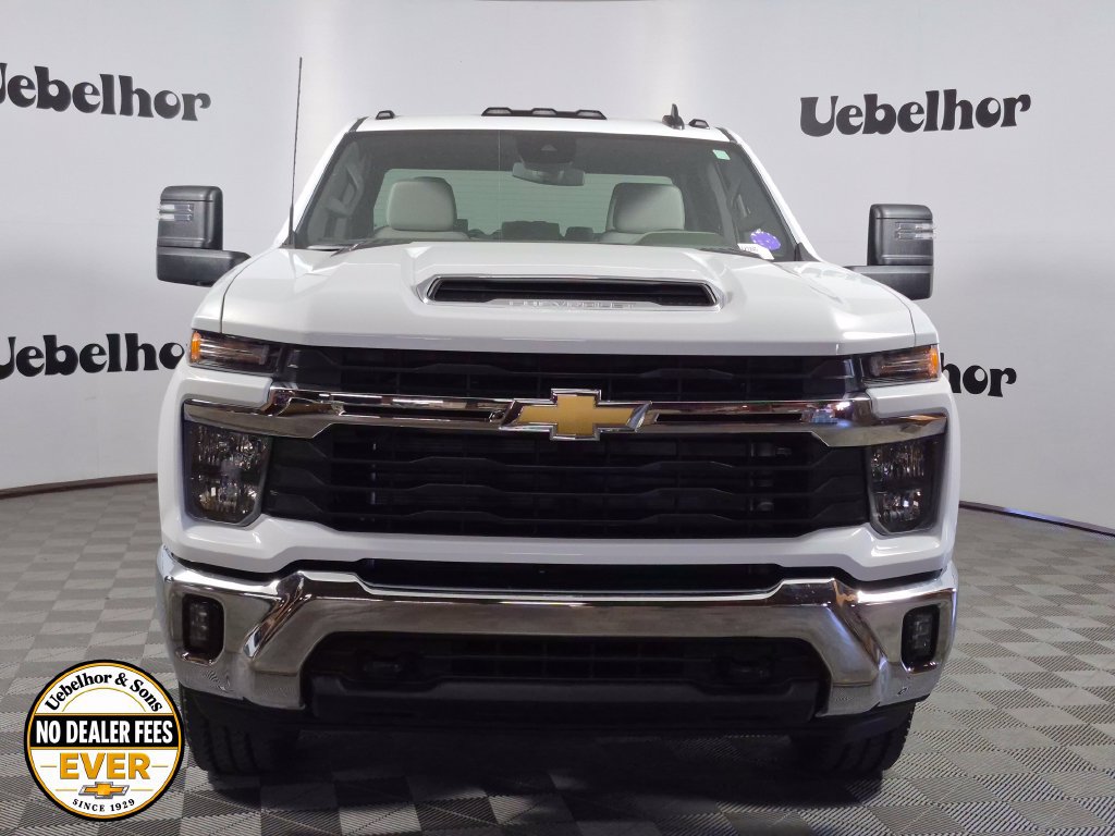 New 2026 Chevrolet Silverado 2500 LT w/ Convenience Package AWD/4WD image 2