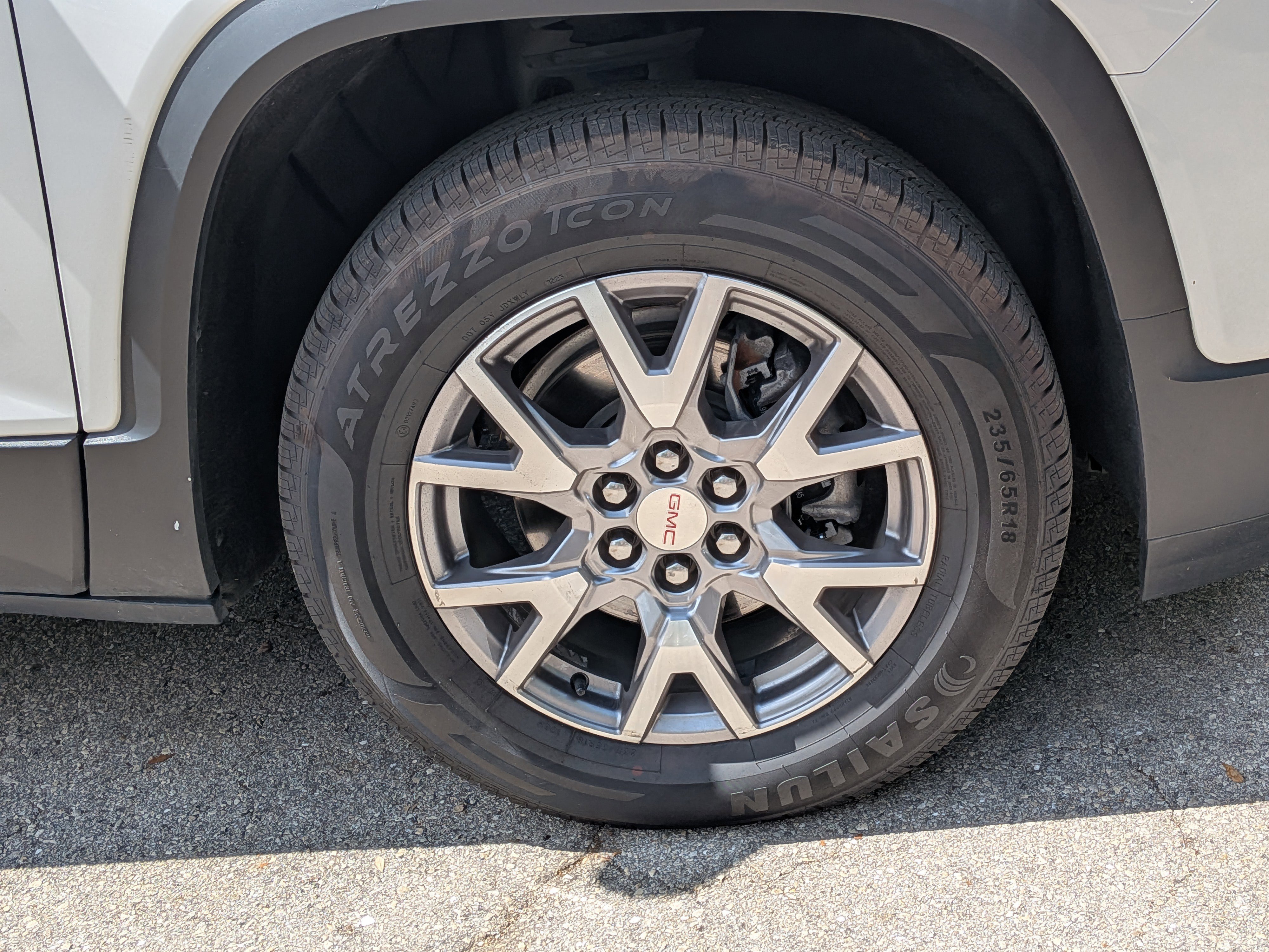 Used 2021 GMC Acadia SLT image 11