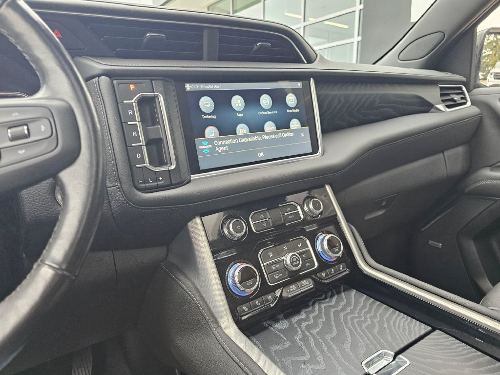 Used 2021 GMC Yukon Denali w/ Denali Ultimate Package AWD/4WD image 32