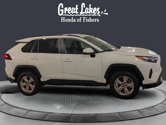 Used 2025 Toyota RAV4 XLE AWD/4WD image 6
