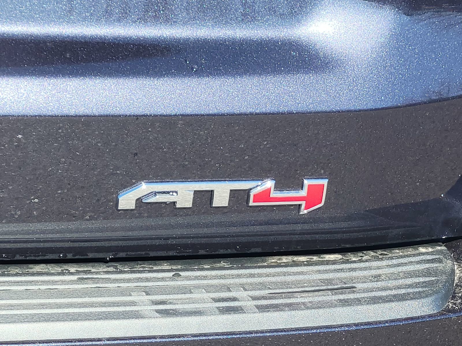 New 2026 GMC Yukon AT4 Ultimate AWD/4WD image 13