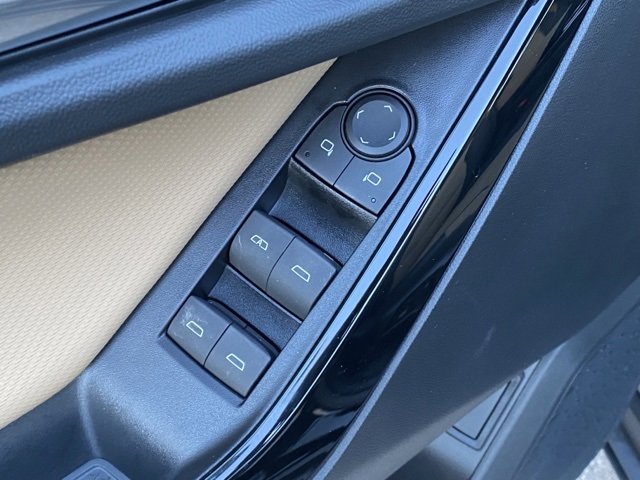 Used 2025 Chevrolet Equinox ACTIV w/ Safety and Technology Package image 12