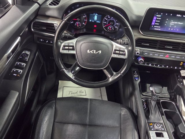 Used 2022 Kia Telluride EX w/ EX Premium Package AWD/4WD image 8