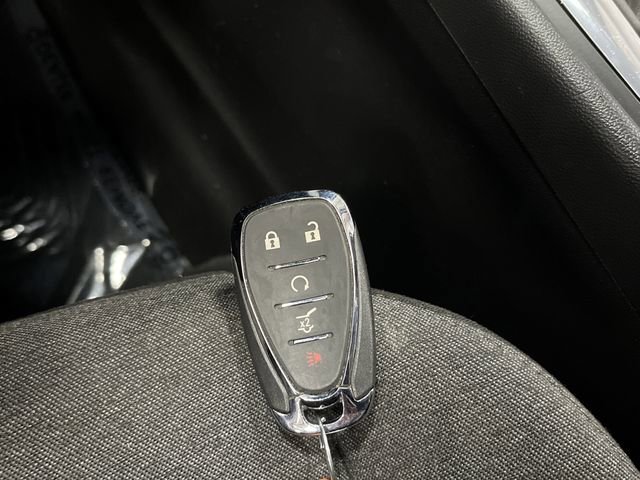 Used 2023 Chevrolet Equinox LT image 26