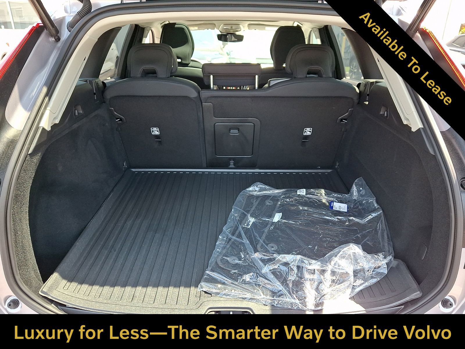 Certified 2026 Volvo XC60 B5 Plus w/ Protection Package Premier AWD/4WD image 28