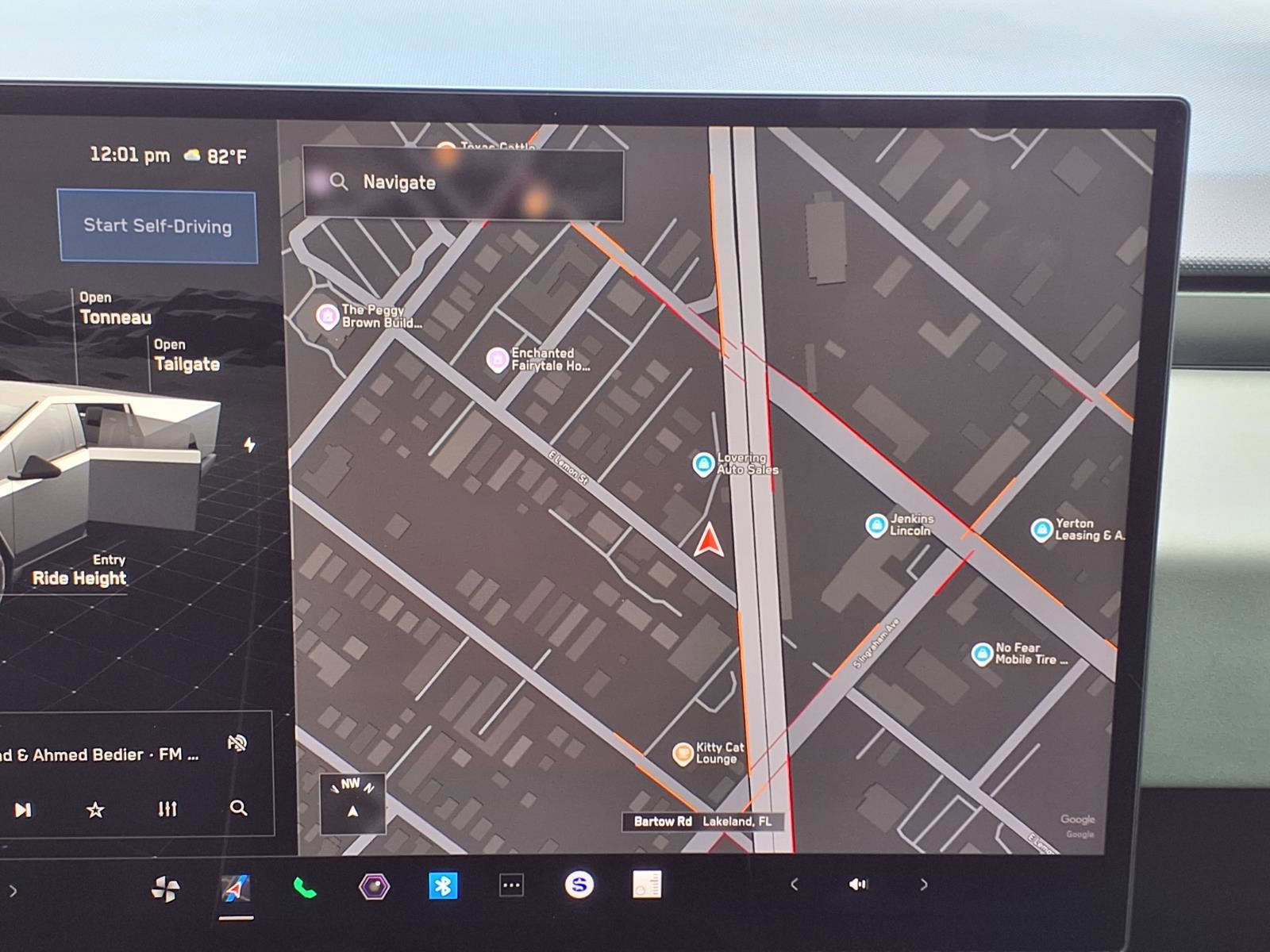 Used 2025 Tesla Cybertruck AWD Crew Cab image 13