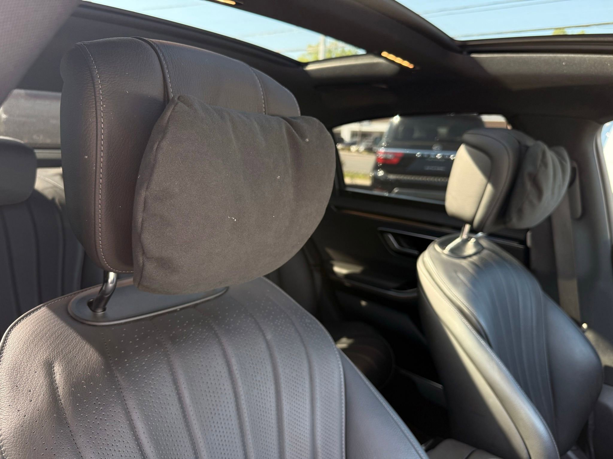 Used 2022 Mercedes-Benz S 500 4MATIC image 21