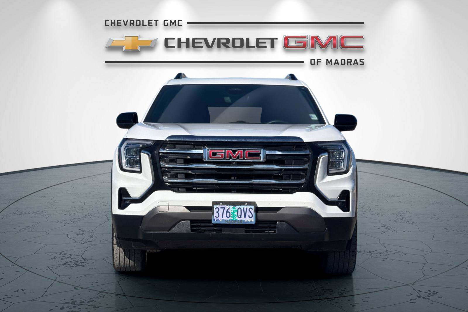 Used 2026 GMC Terrain Elevation w/ Elevation Premium Package AWD/4WD image 8