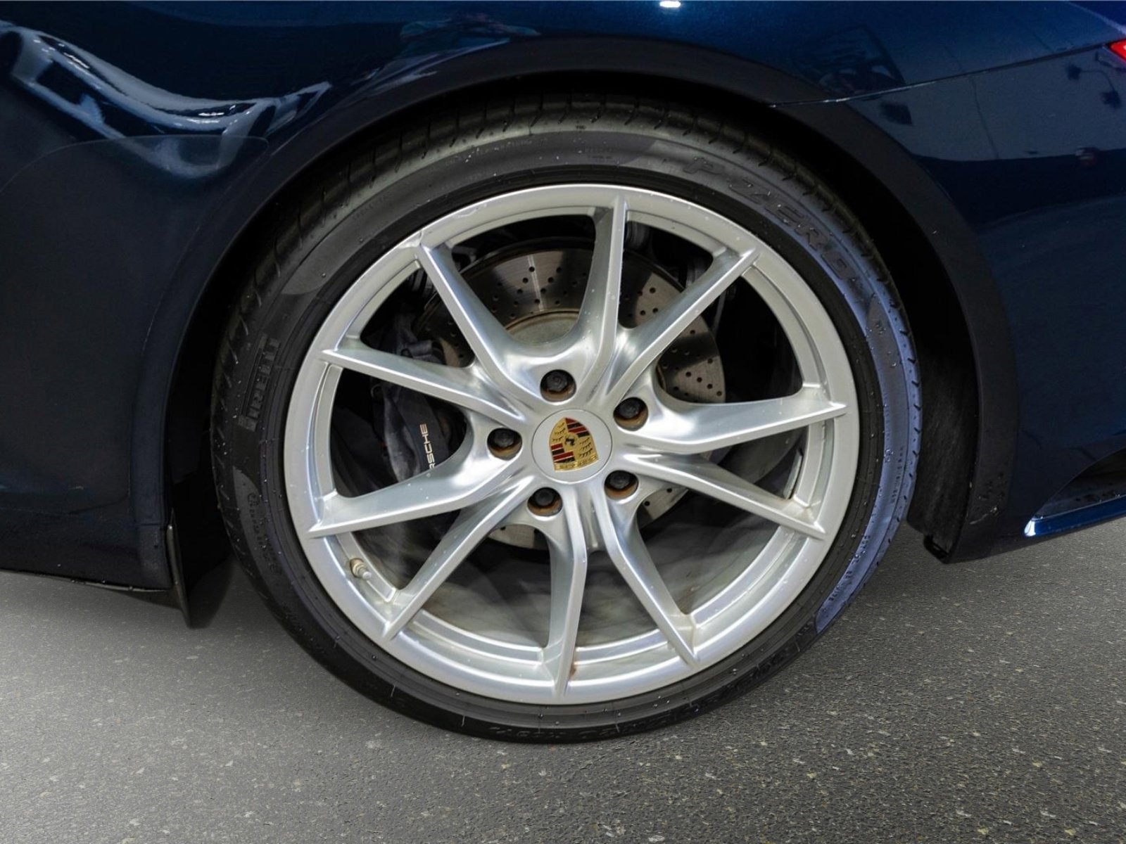 Used 2019 Porsche 911 Carrera image 6