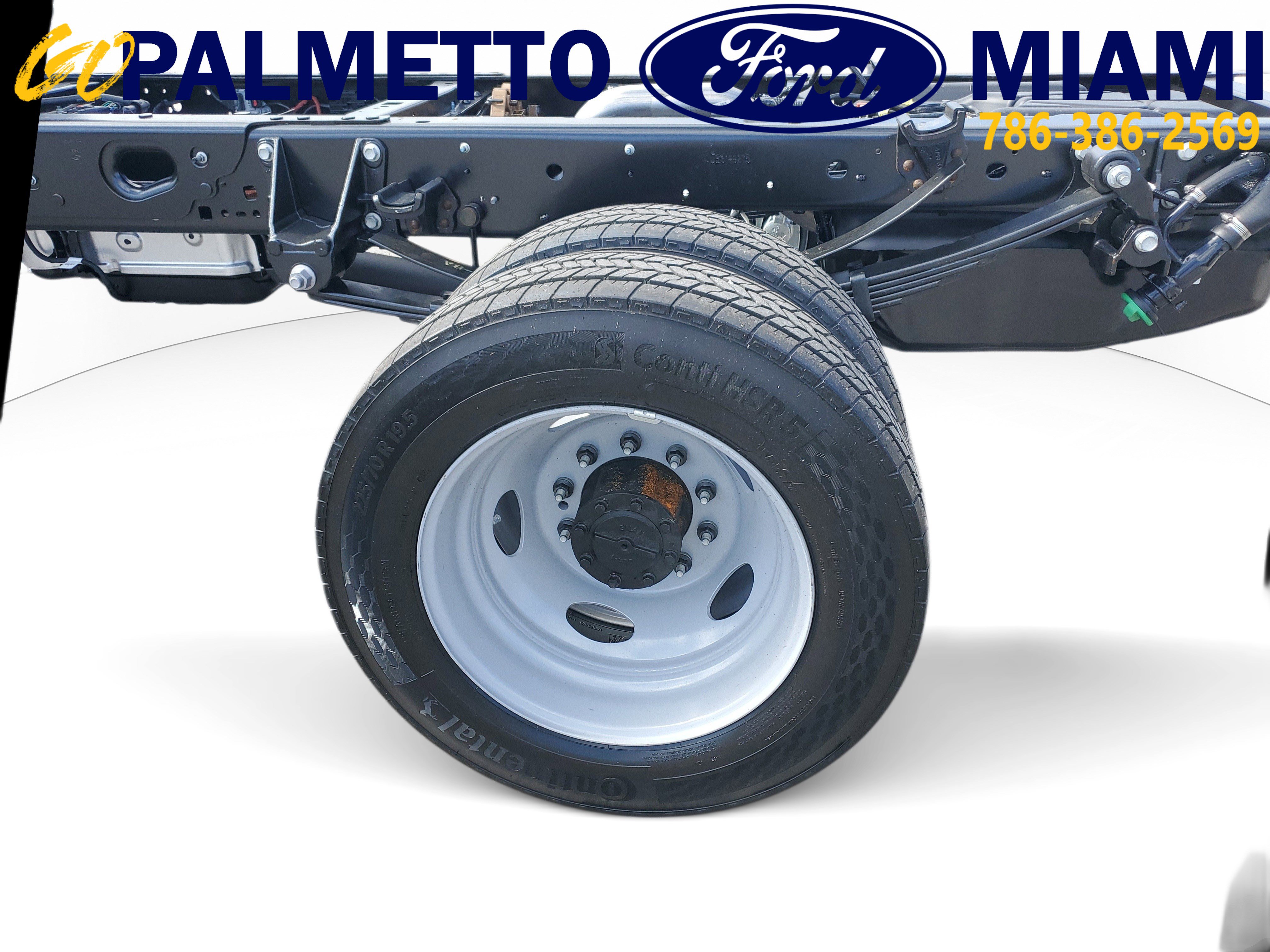 New 2026 Ford F550 2WD Regular Cab Super Duty w/ XL Chrome Package image 5