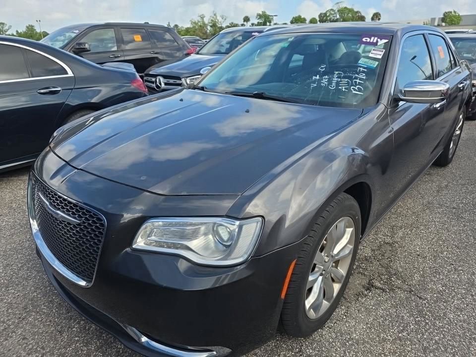 Used 2020 Chrysler 300 Limited AWD/4WD image 13