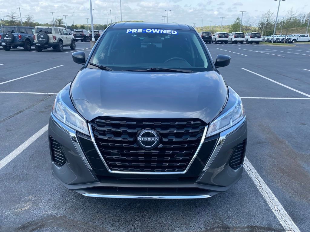Used 2023 Nissan Kicks S image 2