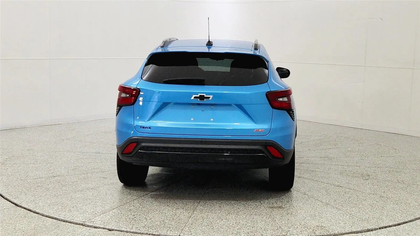 Used 2025 Chevrolet Trax RS w/ Sunroof Package FWD image 7