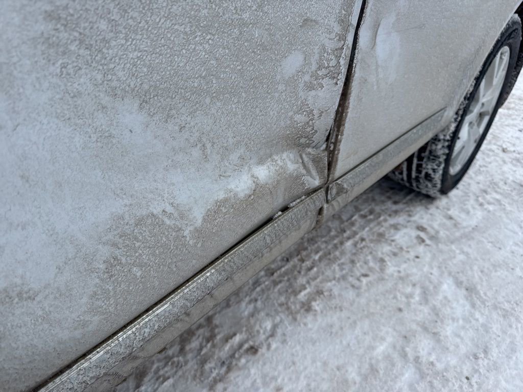 Used 2011 Nissan Rogue SV w/ SL Pkg image 29