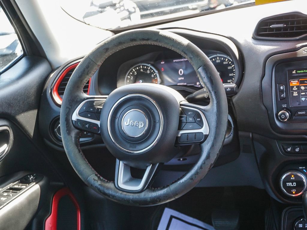 Used 2017 Jeep Renegade Trailhawk w/ Premium Trailhawk Package AWD/4WD image 16