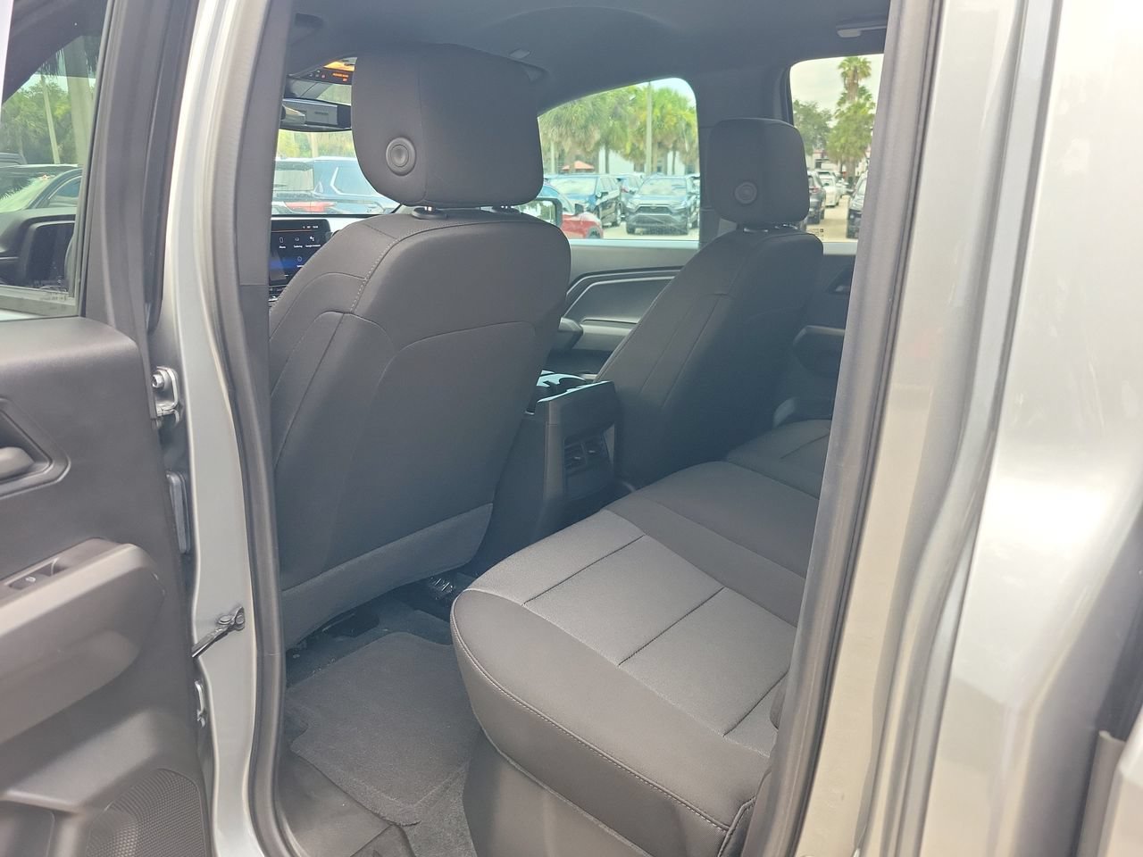 Used 2023 Chevrolet Colorado Trail Boss AWD/4WD image 8