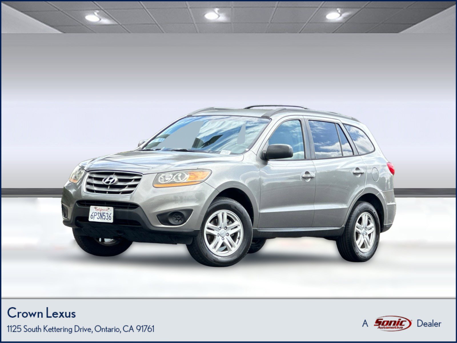 Used 2011 Hyundai Santa Fe GLS FWD image 1