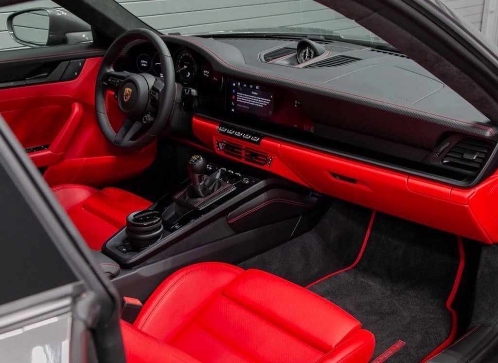 Used 2022 Porsche 911 GT3 RWD image 25