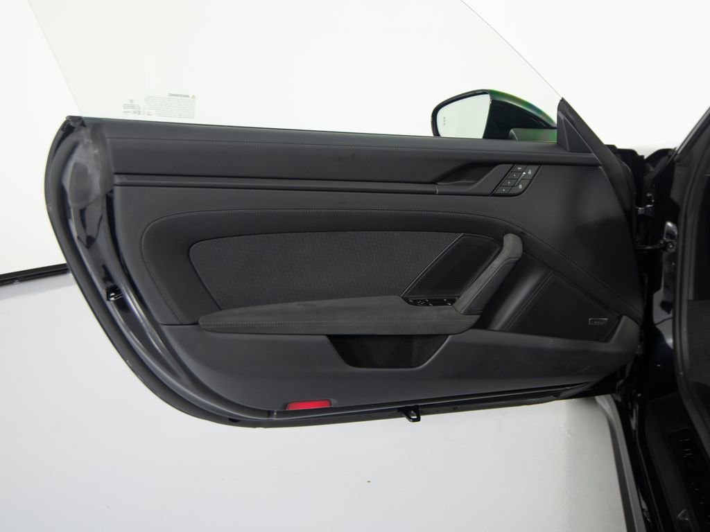 Certified 2025 Porsche 911 Carrera 4 GTS AWD/4WD image 19