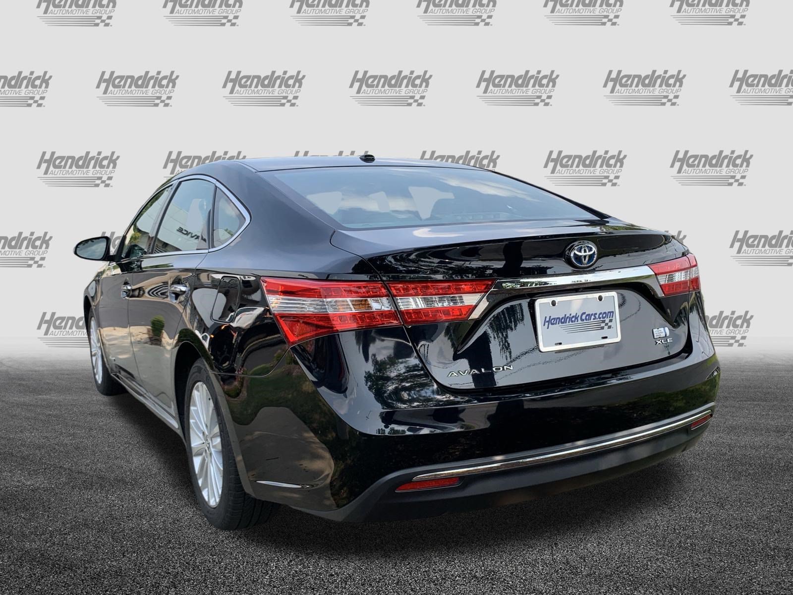 Used 2013 Toyota Avalon XLE Touring FWD image 6