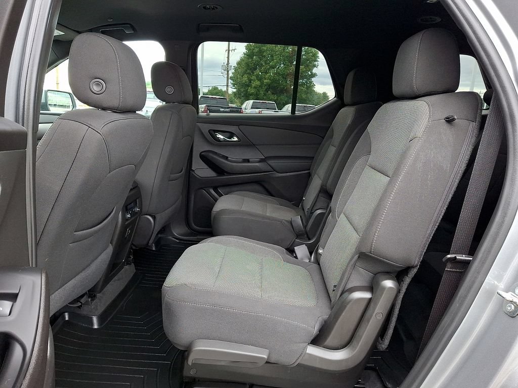 Used 2023 Chevrolet Traverse LT AWD/4WD image 10