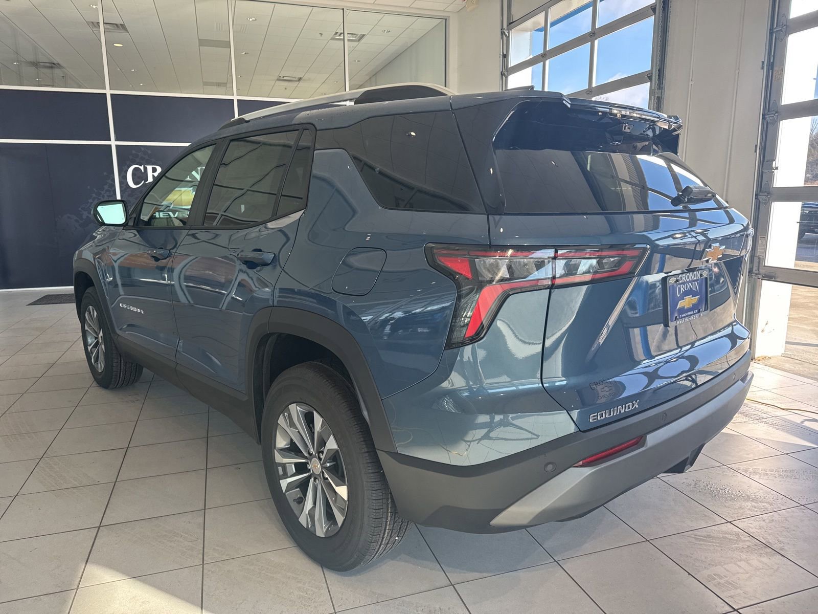 New 2026 Chevrolet Equinox LT w/ Convenience Package II image 6