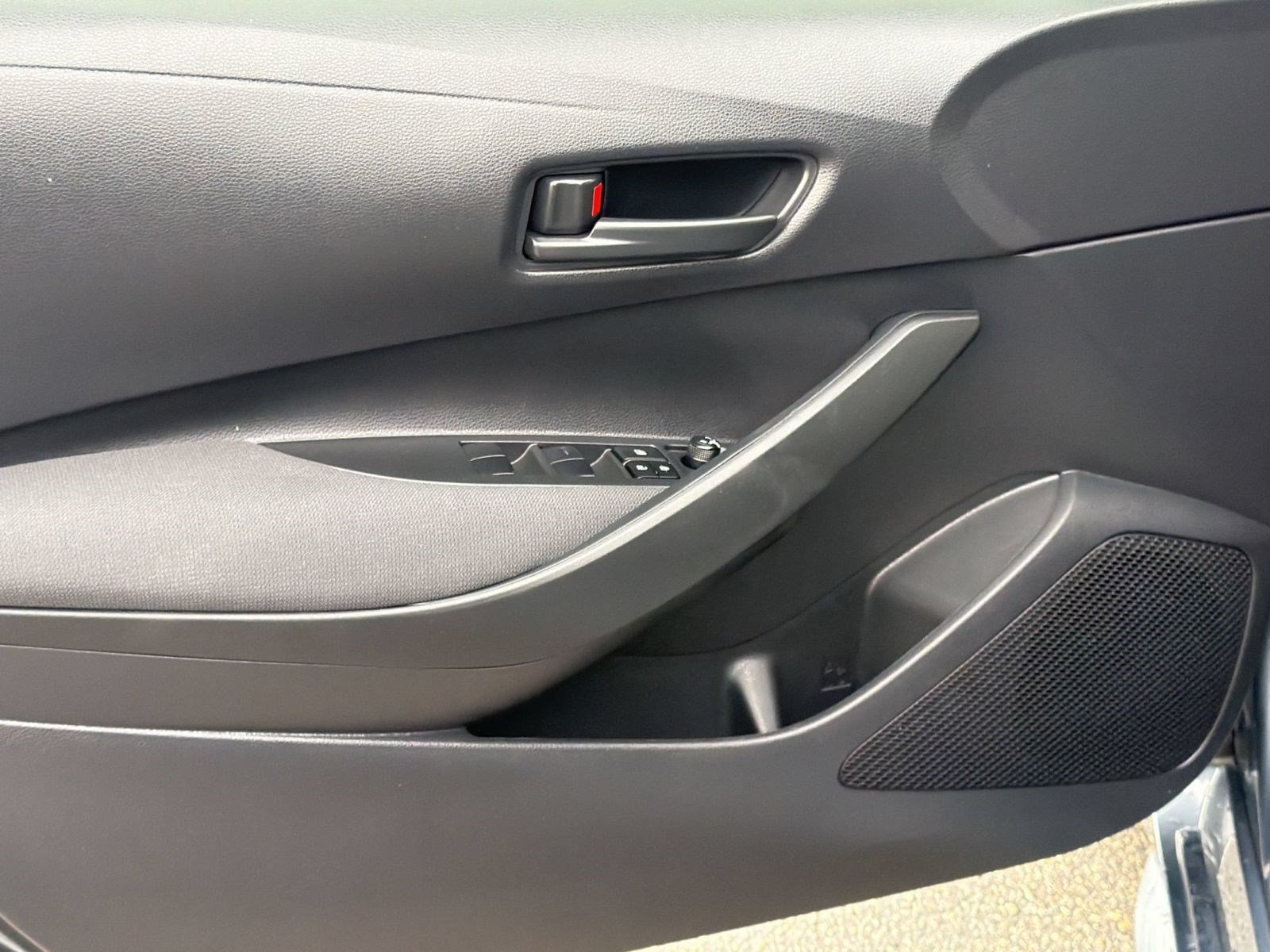 Certified 2022 Toyota Corolla LE FWD image 14