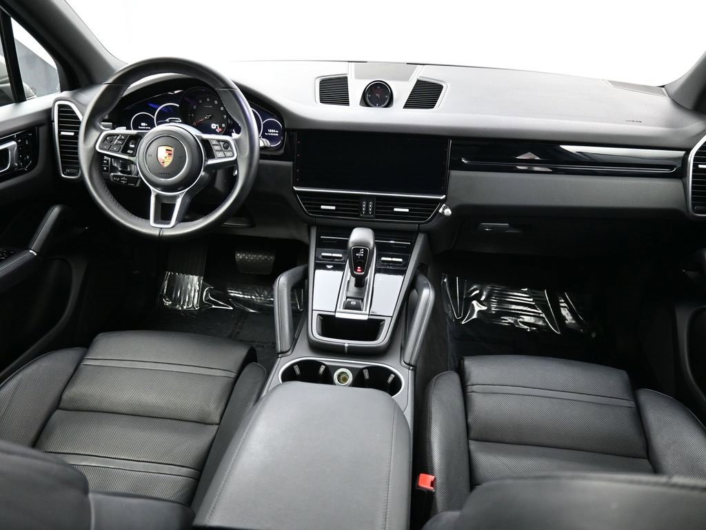 Used 2021 Porsche Cayenne image 22