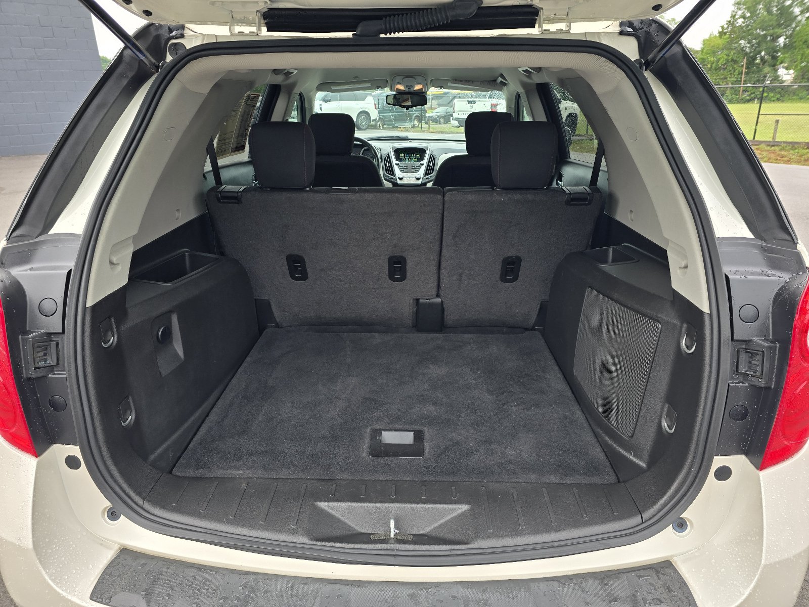 Used 2015 Chevrolet Equinox LT w/ Driver Convenience Package FWD image 26