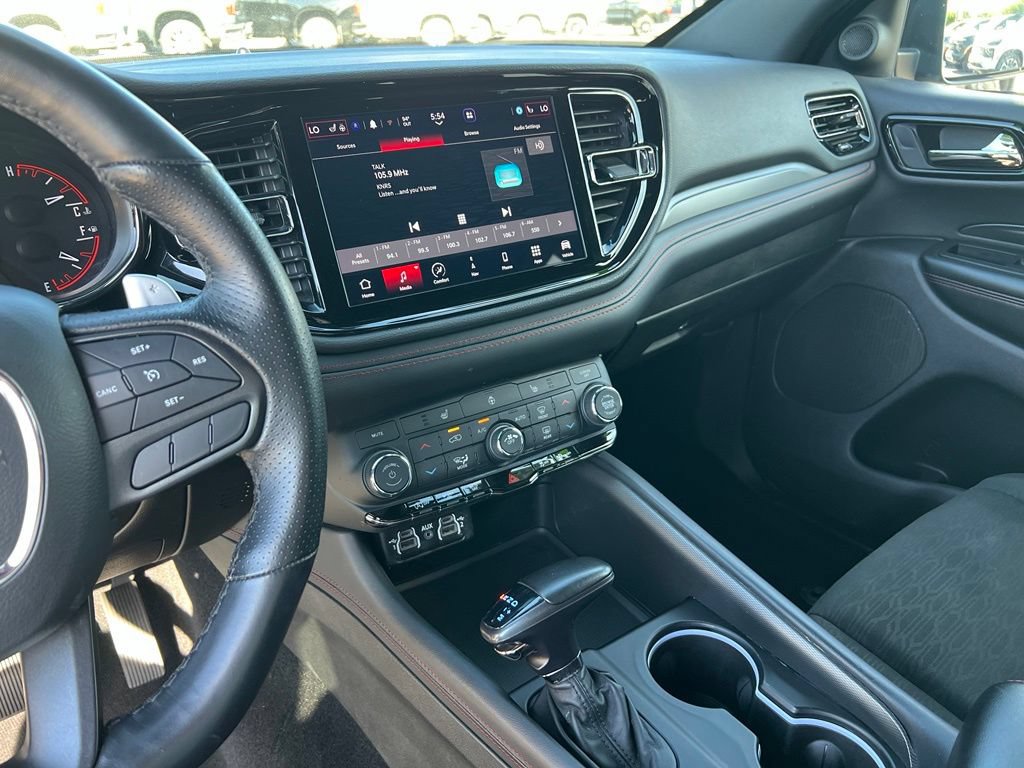 Used 2025 Dodge Durango GT RWD image 33