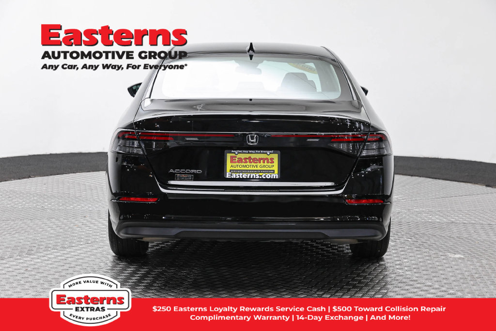 Used 2025 Honda Accord LX image 7