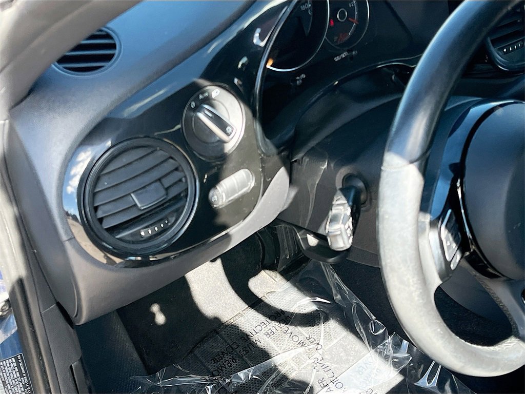 Used 2017 Volkswagen Beetle 1.8T S image 10