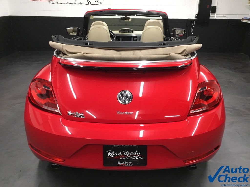 Used 2014 Volkswagen Beetle R-Line FWD image 9